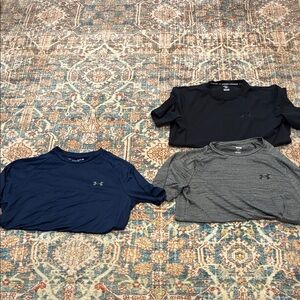 Under Armour Men's Short Sleeve Tees - Navy, Black, Gray bundle of 3 size small